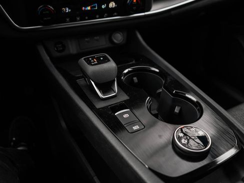 New 2026 Nissan Rogue SV AWD/4WD image 27