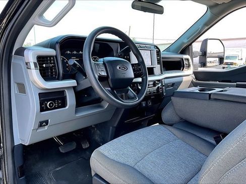 Used 2024 Ford F250 XL w/ STX Appearance Package AWD/4WD image 8