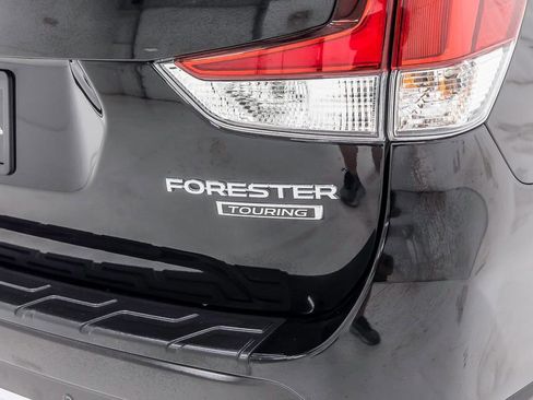 Used 2022 Subaru Forester Touring w/ Popular Package #2 image 7