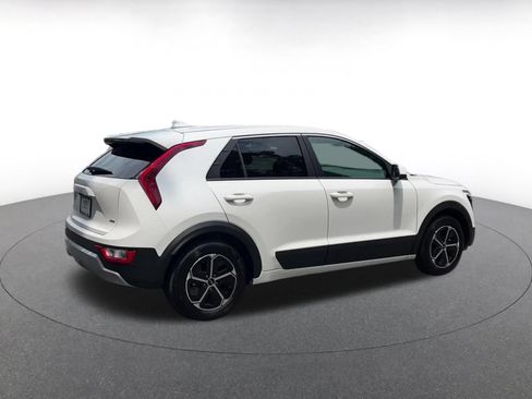 Used 2026 Kia Niro LX FWD image 15