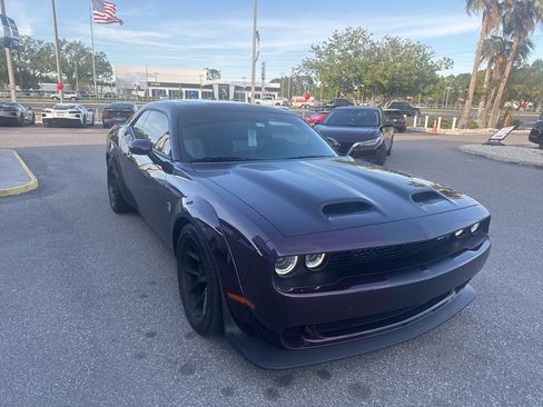 Used 2022 Dodge Challenger SRT Hellcat image 1
