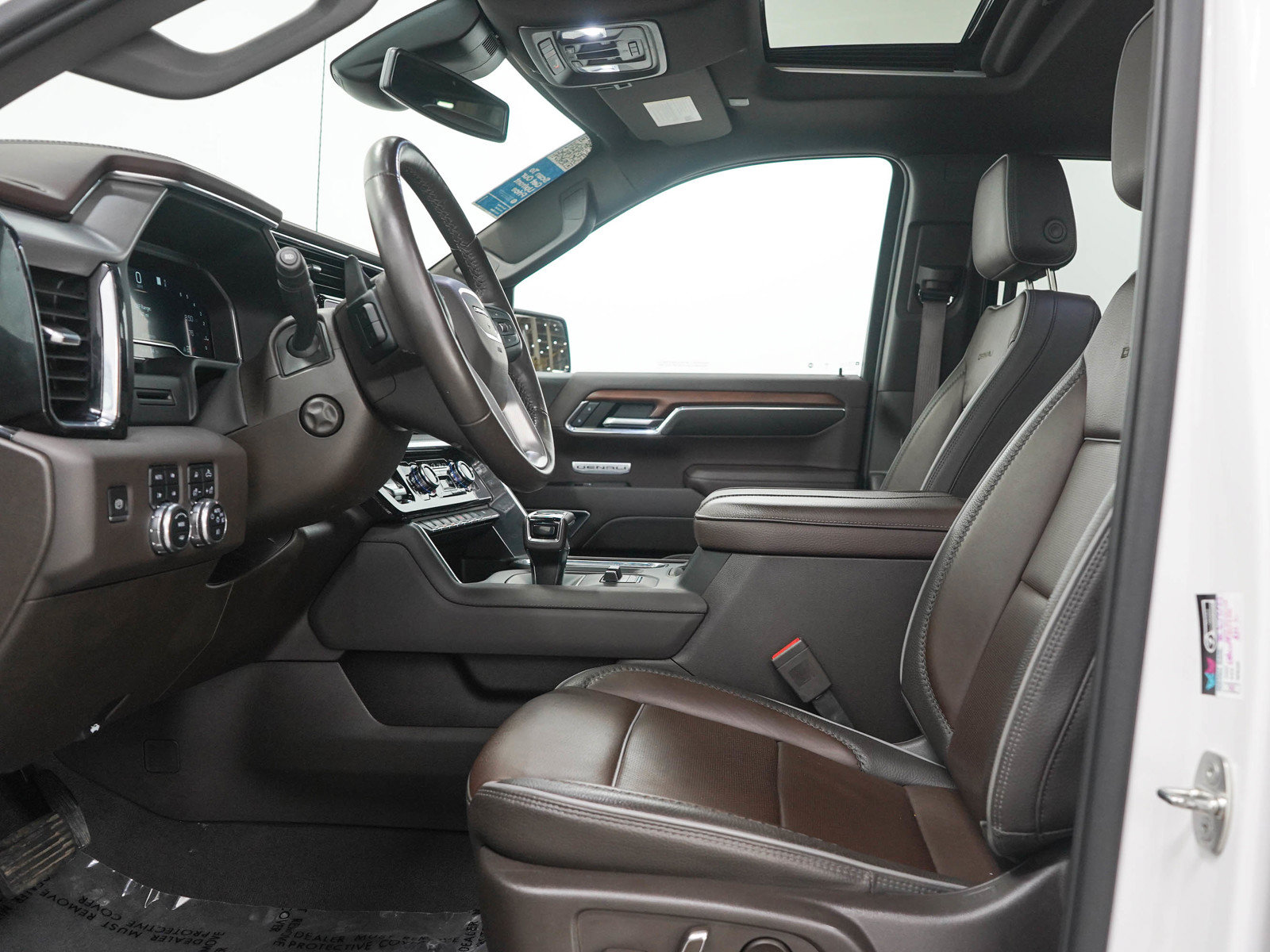 Used 2023 GMC Sierra 1500 Denali AWD/4WD image 22