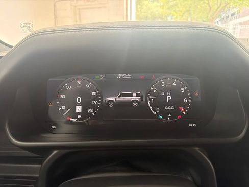 Used 2022 Land Rover Defender 110 Carpathian Edition AWD/4WD image 31