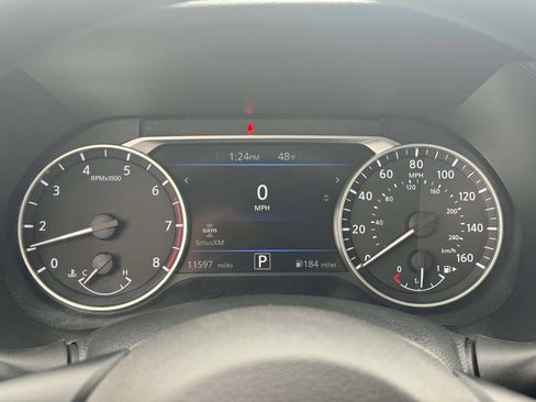 Used 2025 Nissan Sentra SV FWD image 23