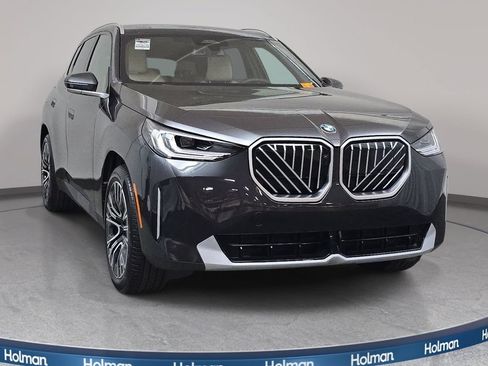 New 2026 BMW X3 xDrive30i w/ Premium Package AWD/4WD image 2