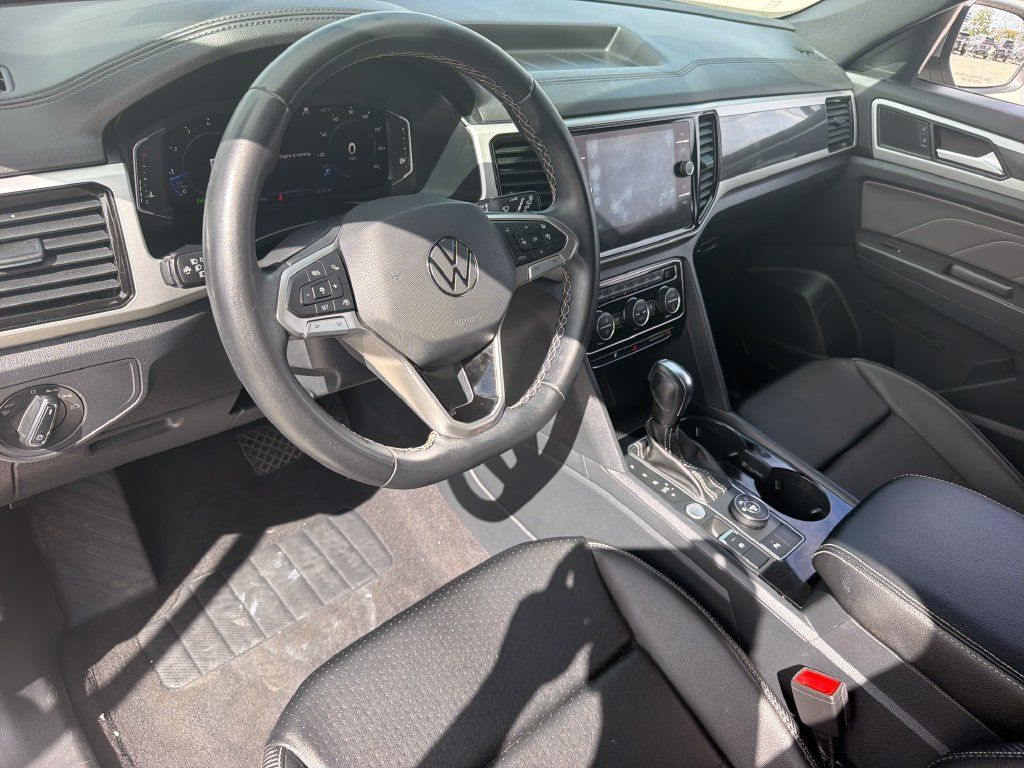 Certified 2023 Volkswagen Atlas Cross Sport SEL AWD/4WD image 8