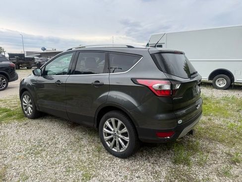Used 2017 Ford Escape Titanium AWD/4WD image 4