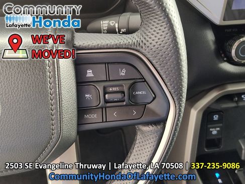 Used 2025 Toyota Tundra Limited w/ TRD Off-Road Package AWD/4WD image 27