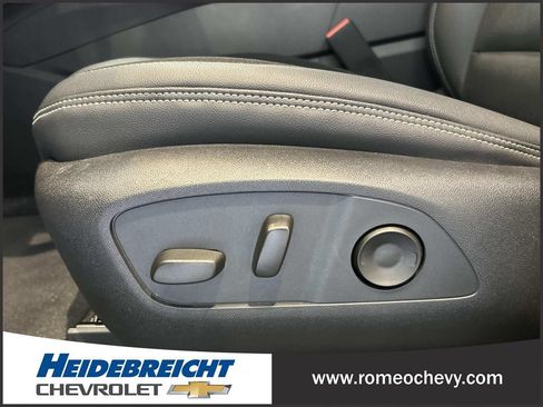 Used 2024 Chevrolet Blazer EV LT AWD/4WD image 14