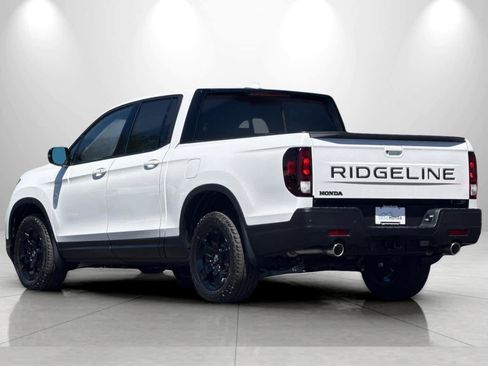 New 2026 Honda Ridgeline Black Edition image 6