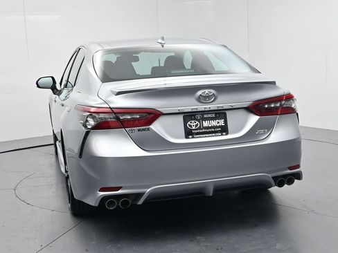 Used 2024 Toyota Camry XSE FWD image 6