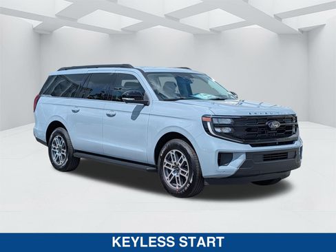 New 2026 Ford Expedition Max Active RWD image 3