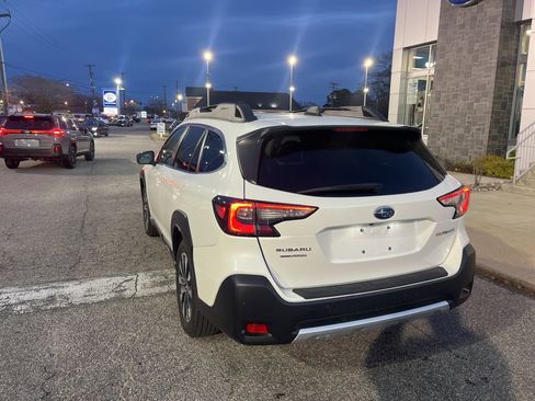 Certified 2023 Subaru Outback Limited XT image 6