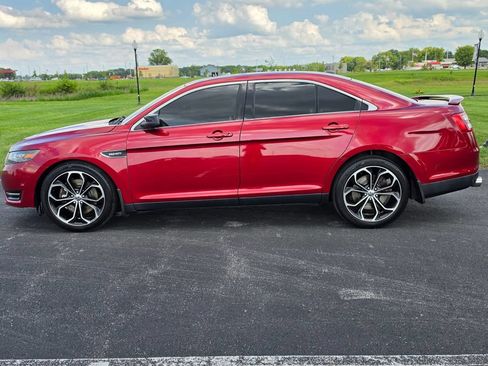 Used 2013 Ford Taurus SHO AWD/4WD image 8
