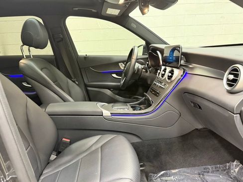 Used 2022 Mercedes-Benz GLC 300 image 37