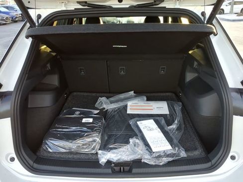 New 2026 Volkswagen Tiguan SEL R-Line image 9