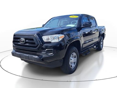 Used 2023 Toyota Tacoma SR AWD/4WD image 4