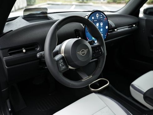 New 2026 MINI Cooper 2-Door Hardtop image 19