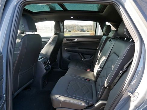 New 2026 Volkswagen Atlas Cross Sport SE image 8