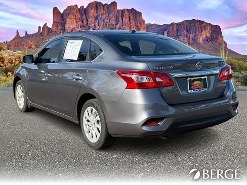Used 2018 Nissan Sentra SV image 4