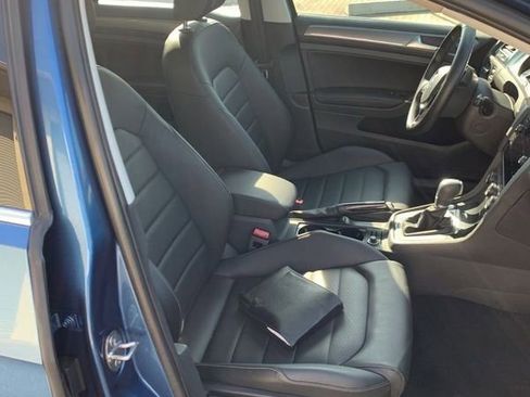 Used 2018 Volkswagen Golf Alltrack SE image 21