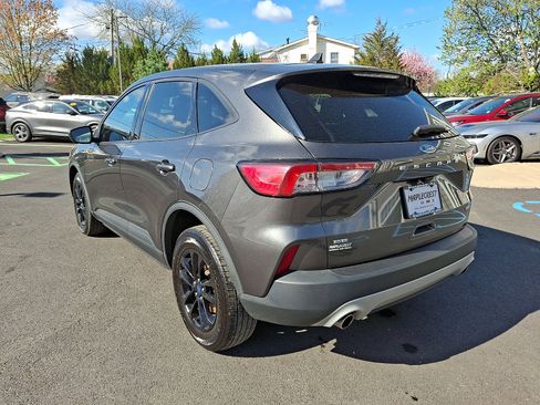 Used 2020 Ford Escape SE Sport image 7