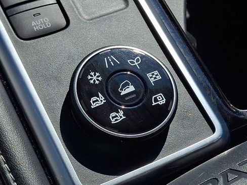 Certified 2023 Nissan Pathfinder SV AWD/4WD image 24