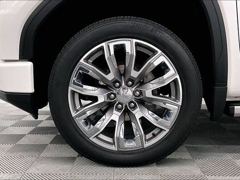 Used 2023 GMC Sierra 1500 Denali w/ Denali Reserve Package AWD/4WD image 10