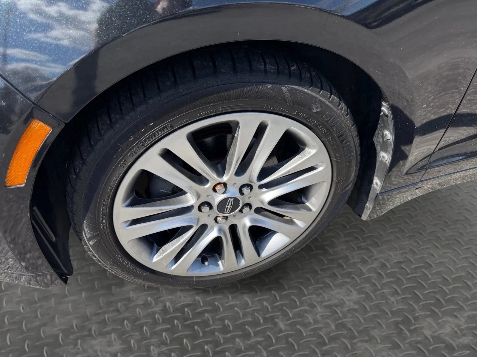 Used 2015 Lincoln MKZ Hybrid w/ Equipment Group 201A Select FWD image 9