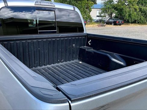 Used 2023 Toyota Tacoma SR5 RWD image 35