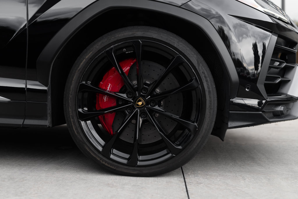Used 2021 Lamborghini Urus AWD/4WD image 7