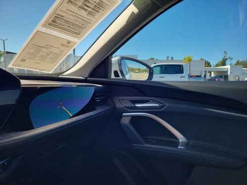 Used 2025 Audi Q5 Premium image 25