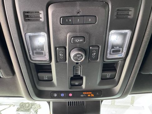 Certified 2023 GMC Yukon Denali AWD/4WD image 19