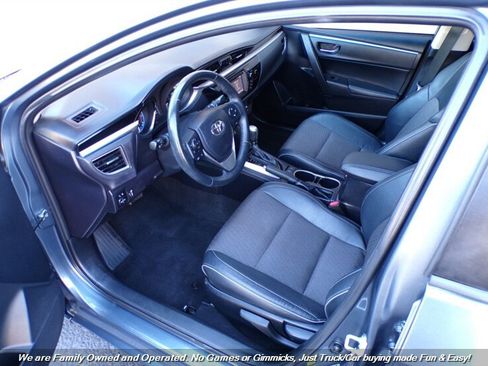 Used 2014 Toyota Corolla S FWD image 10