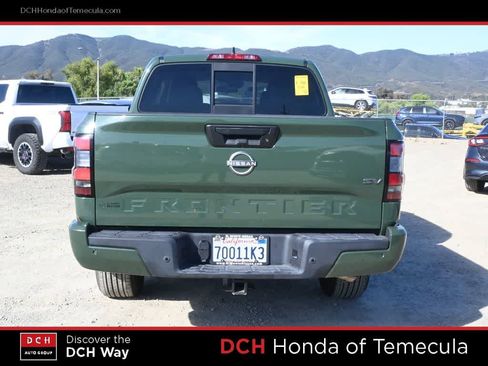 Used 2022 Nissan Frontier SV RWD image 6