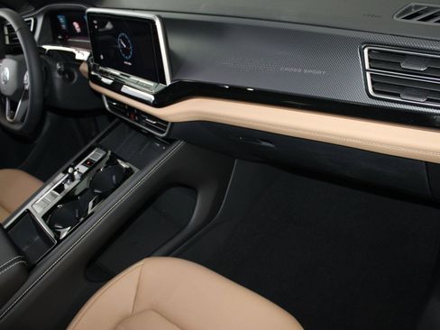 New 2026 Volkswagen Atlas Cross Sport SEL R-Line image 32