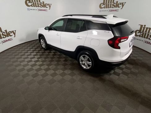Certified 2023 GMC Terrain SLE w/ Driver Convenience Package FWD image 6