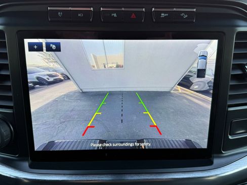 Used 2022 Ford F150 Lariat w/ Equipment Group 502A High image 39