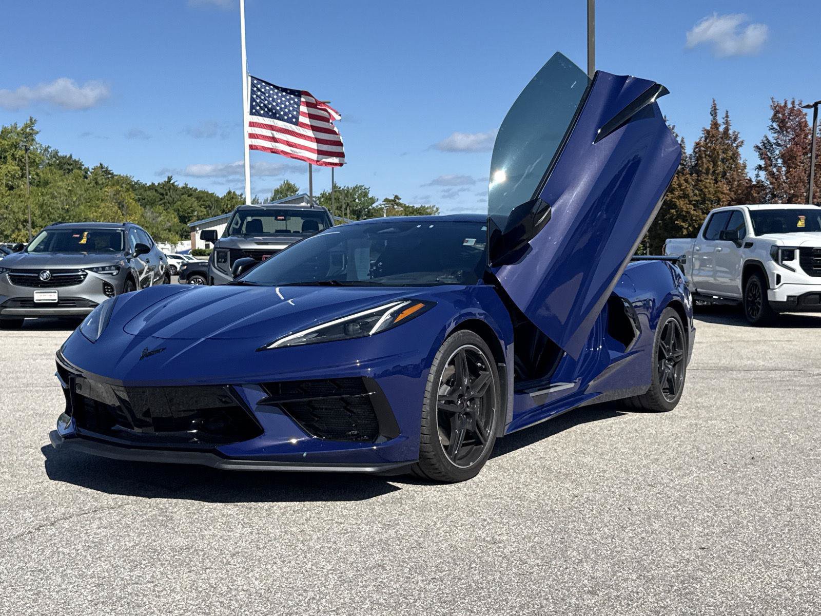 Used 2025 Chevrolet Corvette Stingray Preferred Cpe w/ Z51 Performance Package RWD image 6
