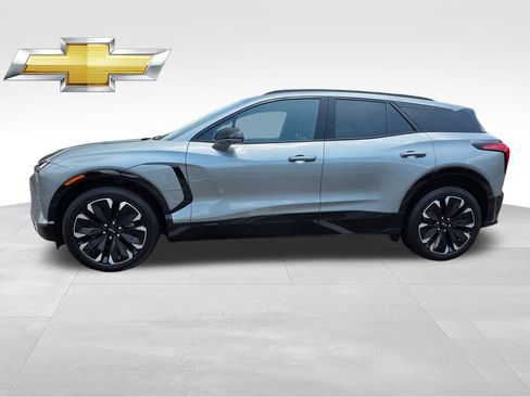 Certified 2025 Chevrolet Blazer EV RS AWD/4WD image 3