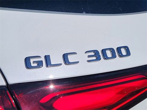 New 2026 Mercedes-Benz GLC 300 4MATIC image 14
