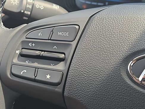 New 2026 Hyundai Venue SEL FWD image 22