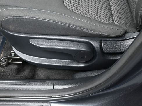 Certified 2024 Kia Sportage LX image 11