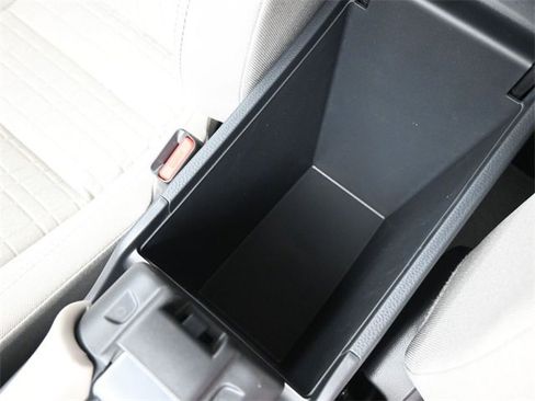 New 2026 Honda HR-V LX image 31