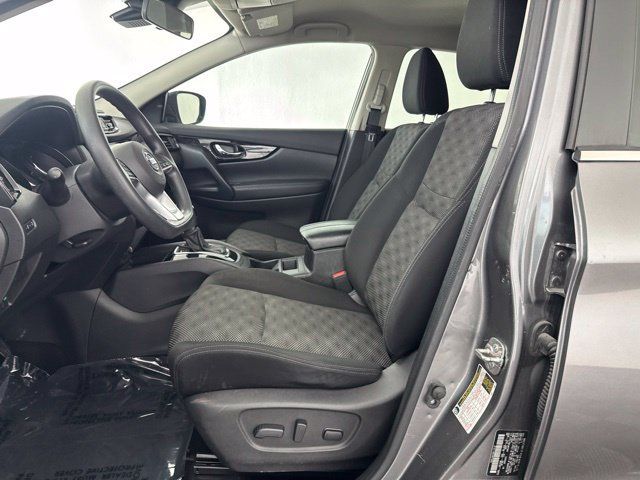 Used 2020 Nissan Rogue Sport SV AWD/4WD image 24