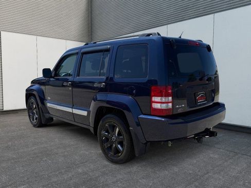 Used 2012 Jeep Liberty Sport AWD/4WD image 11