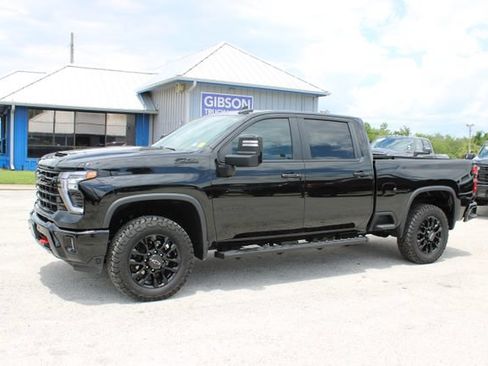 Used 2025 Chevrolet Silverado 2500 LT w/ Trail Boss Package AWD/4WD image 5