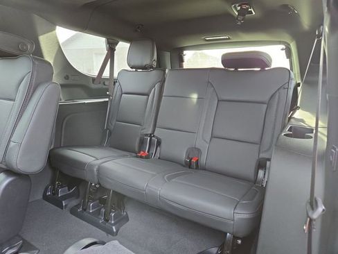 Used 2025 GMC Yukon XL Denali w/ Denali Reserve Package image 34