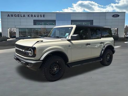 New 2026 Ford Bronco Outer Banks AWD/4WD image 3