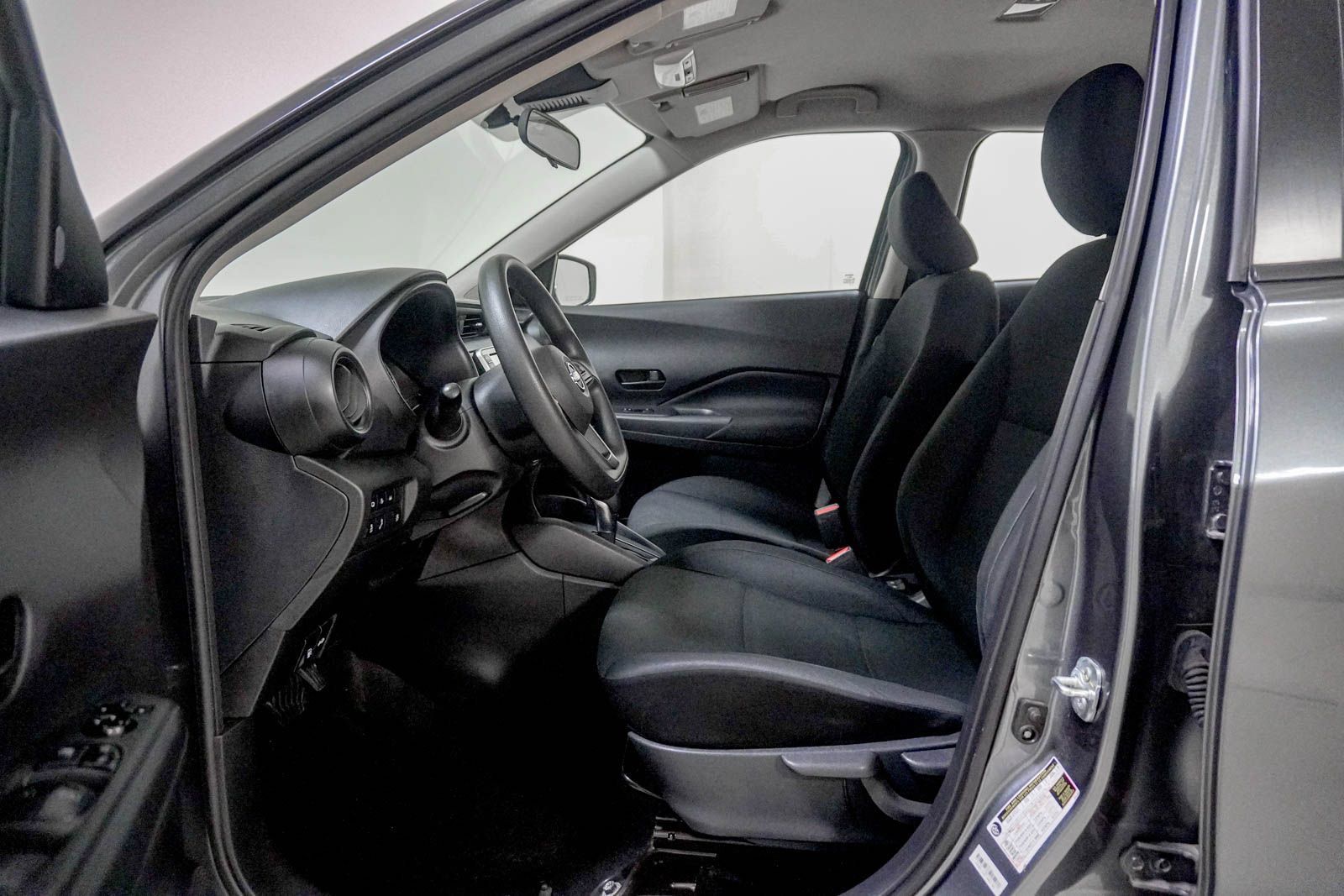 Used 2023 Nissan Kicks S FWD image 19